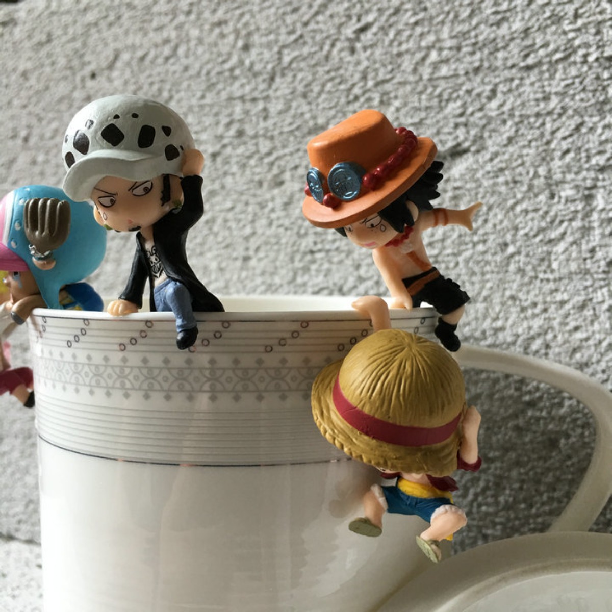 Anime One Piece Gashapon PUTIT - đánh giá và giá Capsule Toy Gashapon